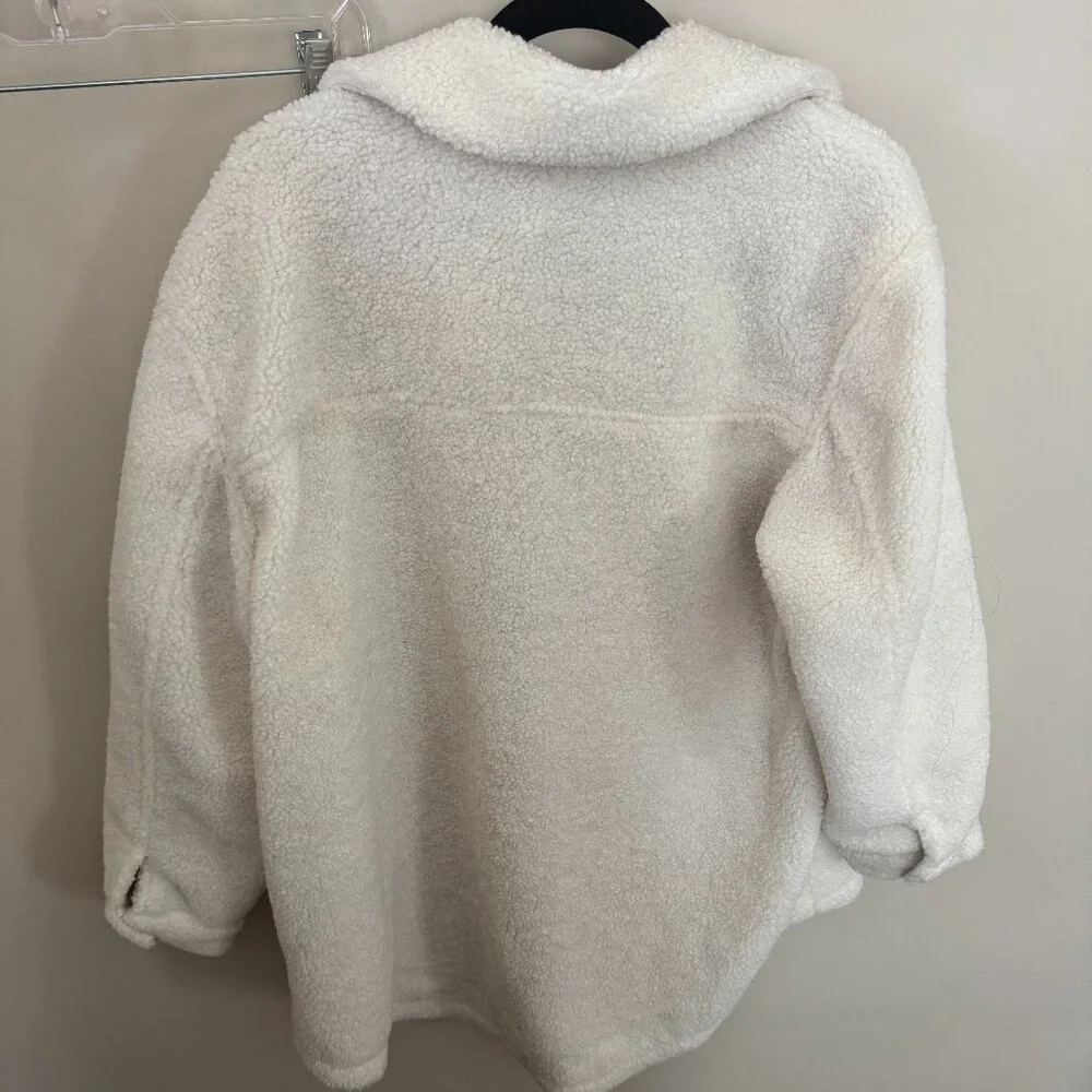 Old Navy Cozy Sherpa Shacket for Women - Picture 3 of 4